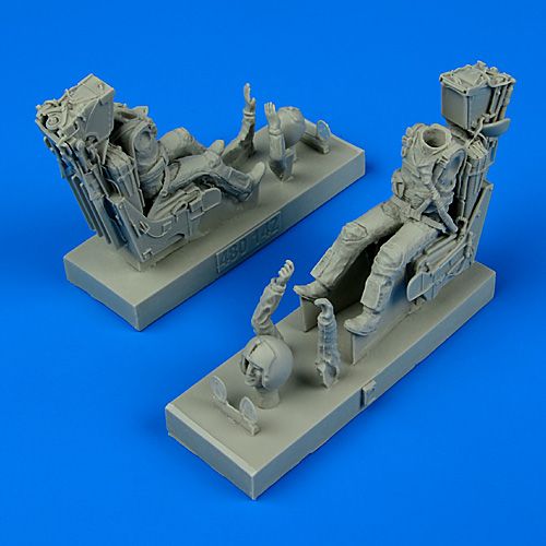 Figures (resin) 1/48 U.S. Navy Pilot & Operator with ejection seats for F-14A/F-14B Tomcat (designed to be used with Fujimi, Hasegawa, Hobby Boss and Tamiya kits) 