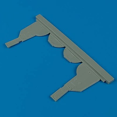 Additions (3D resin printing) 1/32 Kawasaki Ki-61 Hein undercarriage covers (designed to be used with Hasegawa kits) 