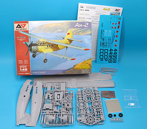Model kit 1/48 Antonov An-2 Colt on wheels (A & A Models)