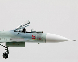 Model kit 1/72 Sukhoi Su-27SM (Zvezda)